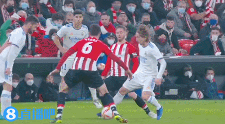 白巧克力：说特雷-杨不防守的人跟当年说我的人一样，F＊＊k them