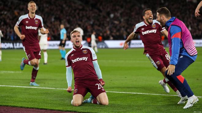 1-1，2-2！曼城、利物浦齐遭绝平，阿森纳笑纳6分领跑大礼