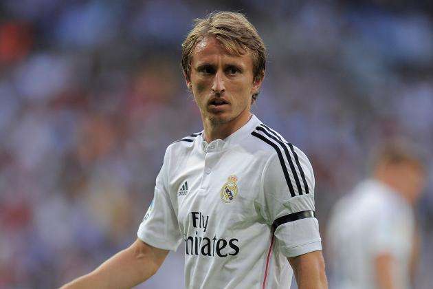 勒布朗-詹姆斯年终大战惨遭批评 净负值全场垫底 美媒呼吁退役