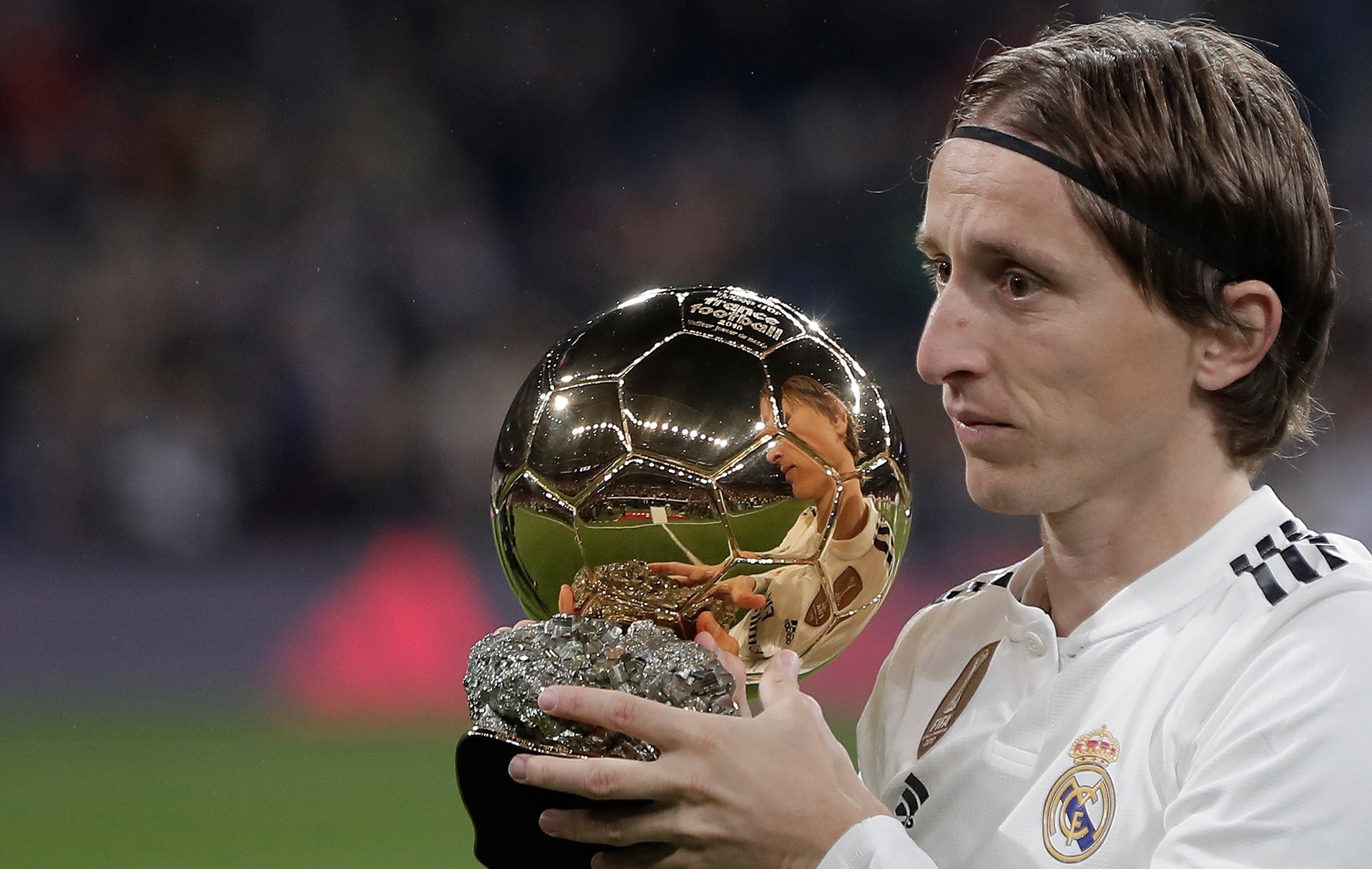 IG“头号大敌”得到增强！JIEJIE粉丝集体破防，为啥不加盟BLG？