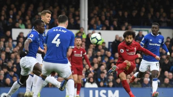 [中超]林良铭头球破门 北京国安取得领先